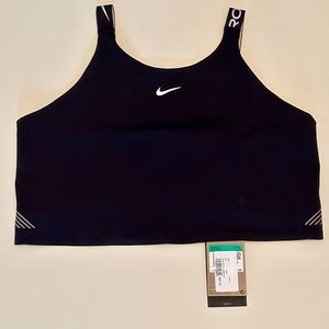 Nike pro sports crop top/bra